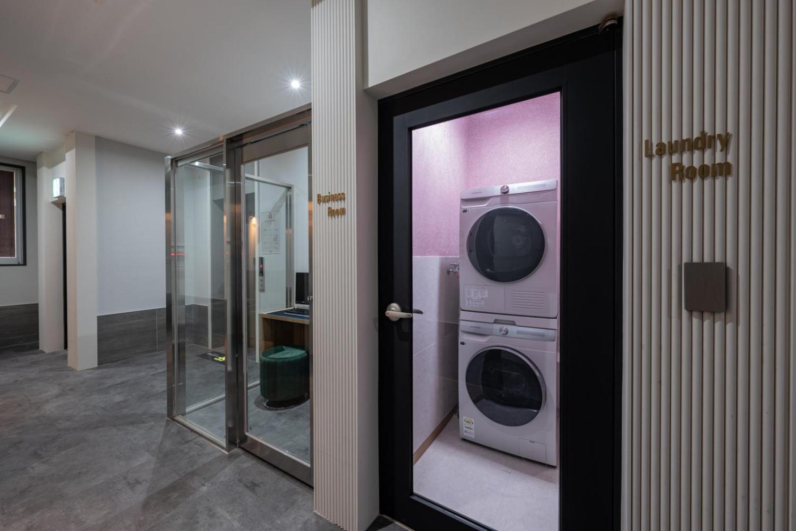 H-Avenue Hotel Munhyeon 釜山広域市 エクステリア 写真